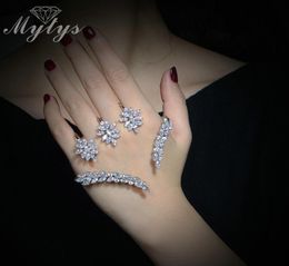 Mytys Plant Design Crystal Flower Leaf Palm Bracelet Silver Colour Hand Palm Jewellery New Trendy Handlets For Women R1116 F12012487340