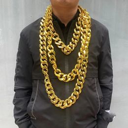 Hip Hop Gold Colour Big Acrylic Chunky Chain Necklace Men Punk Oversized Large Plastic Link Chain Men's Jewellery Party Gifts 231226