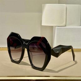 Symbole Sunglasses Oversized Acetate Sunglasses Characterised By Thick Geometric Lines And Chunky Volumes New Fashion glasses For 1936
