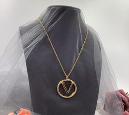 Fashion 18K Letter L choker Necklace Jewelry Pendant and Earrings Crystal Aricial Necklace Women039s Party Wedding Gift2568540