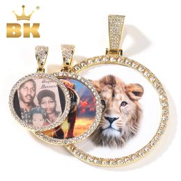 THE BLING KING Oversize Large Round Custom Po Pendant Necklace Engrave Name Iced Out CZ Hiphop Jewellery Memory Gifts 231225