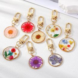 Keychains Clear Round Pressed Flat Real Dried Flower Resin Daisy Petal Pendant Metal Key Chain Rotationable Clasp Keyring Bag Holder