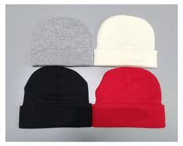 autumn winter man beanie black greyCool fashion hats woman Knitting ha t Unisex warm h at classic cap Brand knitted hat 4colors ba2963685