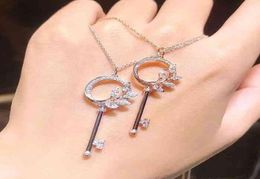 vine Key Necklace 925 Sterling Silver Plated 18K Gold Diamond leaf key necklace pendant clavicle chain6404069