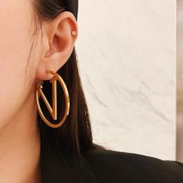 Hoop Earrings Fashion V Letter Party Big Ear Studs Exaggerated Personality Sexy Advanced Sense Circle Titanium Steel Jewelry 2024