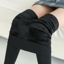 Winter Fleece Lined Leggings Women High Waist Velvet Keep Warm Soft Pants Solid Comfortable Stretchy Thermal Tights Leggings 231226