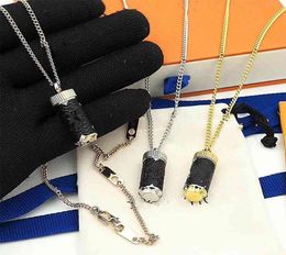 Necklace lovers perfume bottle Pendant retro Gold Black personality Long Necklaces old perfumes bottles fashion female accessories6463363