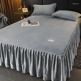 Bed Skirt Parakoma Solid Colour Simple Milk Velvet Three-piece Set Warm Non-slip Bedspread Mattress Protecto Sheet Pillowcase