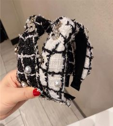 New arrivals in 2021 headband girls wild go out Korean bigname temperament 5 word rhinestone headband spring clip headwear 3975291