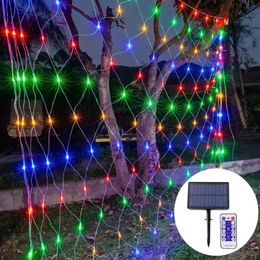 Decorazioni Decorazioni da giardino Stringhe LED Rete solare Maglia Stringa Luce Vacanze di Natale Fata Giardino esterno Tenda per finestra Luci ghiacciolo Gar