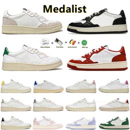 designer medalist Casual shoes sneakers men women Action Two-Tone Panda White Black Leather Suede Fuchsia Gold Green Red Pink Yellow Low USA outdoor trainers 35-43