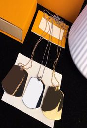 2022 Designers necklace Luxury Sale Pendant Necklaces Fashion for Mens Womens Letter Brand Jewellery Choker Trendy Personality Clavicle Chain Dog With box6320935