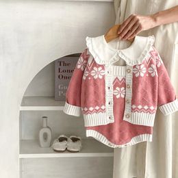 2023 Korean Autumn Infant Girls Clothes 2PCS Suit Baby Snowflake Plaid Patterned Knitwear Toddler Girl Knitted Warm Romper 231226