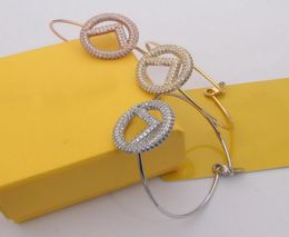 Europe AmericaTop Designer Jewellery Lady Women Brass Hollow Out Engraved Letter Settings Full Diamonds 18K Gold Bangle Bracelet 3 C3015638