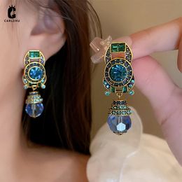 Mediaeval Vintage Blue Crystal Round Earbone Clip Earrings for Women French Retro Light Luxury Party Jewellery 231226