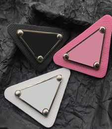 3 Colors Triangle Badge Women Pins Fashion Clothes Hat Accessories Designer Letter Printed Brooches for Party8216657