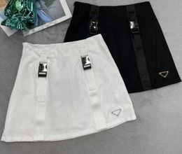 Skirts Designer Sexy Women Suer Short Skirt Ladies Girl Dress with Badge Letter Printed Dresses Black White Tb94 00ze