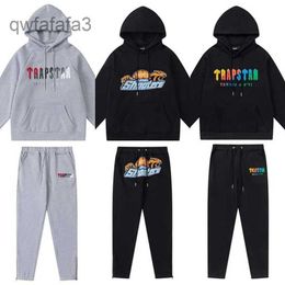 Hoodie Trapstar Full Tracksuit Rainbow Towel Embroidery Decoding Hooded Sportswear Men and Women Suit Zipper Trousers Size xl YPB3