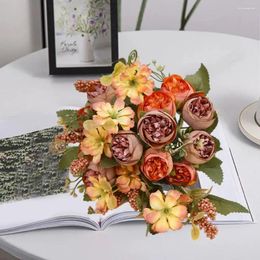 Decorative Flowers Outdoor Artificial Elegant Realistic Silk Rose Arrangement For Home Wedding Decoration Dining Party Centrepiece