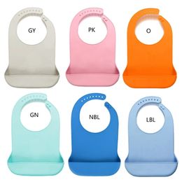 Silicone Waterproof Bib Adult Mealtime Cloth Protector Detachable Disability Aid Aprons Unisex 231225