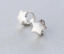 Huggie Real. 925 sterling silver matte Star Huggie hoop Earrings 11mm CE2999