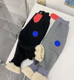 Kids Trousers Thickened Pants Boys Girl Baby Sweatpants Classic Letter Outdoor Sports Warm Children Plus Velvet Cotton Pant Winter8891463