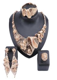 Nigeria Retro Flower Crystal Necklace Bracelet Memorial Day Party Elegant Women Earrings Ring Classic Jewellery Sets4137450