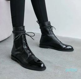 South KoreaBritish comfortable tie leather tip low heel Martin boot woman flat bottom short boot