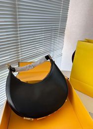 Designer Graphy Genuine Leather Crescent Bags Handbags Bottom Gold Letter Wrist Bag Chains Straps Shoulder Tote Women's Large 25CM F796