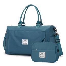 Travel Duffel Bag Waterproof Gym Tote Bag with Crossbody Bag Weekender Carry On Overnight Bags for Women Duffel Hospital Bag 231226