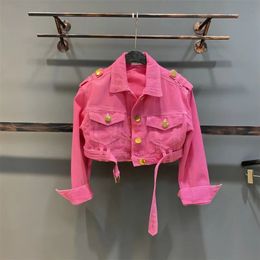 От 2 до 15 лет розовая детская джинсовая куртка для маленьких девочек, осенняя однотонная куртка с металлическими пуговицами с лацканами, детская мода, короткое пальто для девочек-подростков, одежда 231225