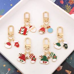 Keychains Christmas Hat Gloves Socks Moose Key Chain Men's And Women's Handbags Earphones Chains Year's Party Jewelry Gifts