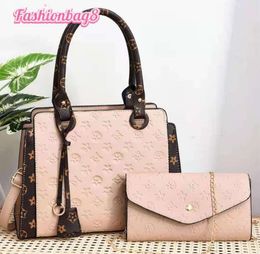 Women tote bag designer luxury hands s shoulder s embossed with purse s woman hands fashion shopping crossbody11