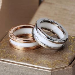 Rings Luxurys Designers Ring Ceramic Rings For Women Men Narrow Version Rose Gold And Silver Plated Top Level Engagement Commitment Jewe