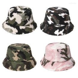 Berets Women Men Multicolor Camouflage Print Bucket Hat Winter Warm Thicken Faux Fleece Sunscreen Packable Fuzzy Fisherman