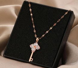 necklace Light luxury and simple temperament titanium steel clavicle Necklace female key rose gold zircon indelible net red clover9584678