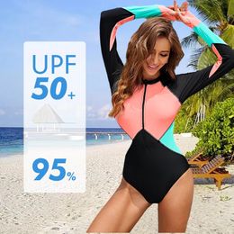 Summer Women's Onepiece swimsuit Long Sleeved Surf Suit Sunscreen Swimsuit Diving Sexy Conservative 231225