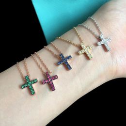Pendant Necklaces High Quality Colored Crystal Cross Necklace For Women Fashion Jewelry