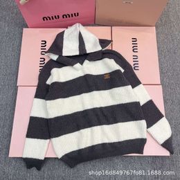 Designer 23 Autumn/Winter New Stripe Contrast V-Neck Hooded Pullover Sweater Classic Fashion Simple Casual Style