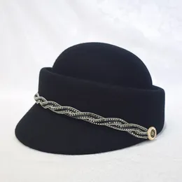 Berets 2023 Boutique Woolen Equestrian Hat Ladies Fashion Chic Rhinestone Twist Strip Decorated Concave Top Stewardess