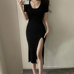 Woman Clothing Casual Dresses Short Sleeve 2024SS Summer Womens Dress Slit Skirt Outwear Slim Style With Budge Designer Lady Sexy Dresses