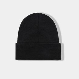 Winter Outdoor Cashmere Like Knitted Hat Women Fashion Simple Men Cap Warm Cold Beanies Female Thick Students Skullcap 231226