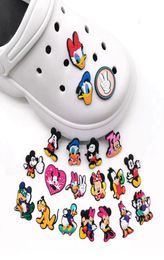 Anime charms whole mouse duck cartoon charms shoe accessories pvc decoration buckle soft rubber clog charms fast ship7115254