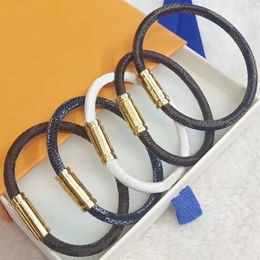 Bracelets High Quality Designer Classic Plaid Leather Rope women and men Metal Lock Head Gold Magnetic Buckle Bracelet Fashion Sim266v