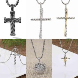 Jewelrys Sun Necklace Diamond Necklaces Dy Star Designer Jewelry Women Sunflower Men Luxury Full Amulet Pendant Brand Popular Retr250S