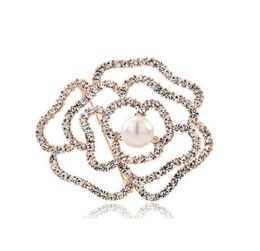 High Quality Hollow Rose Flower Brooch Women Fashion Scarf Pins Luxury Diamond Crystal Shell Pearl Brooches Wedding Bride Bouquet 5602890