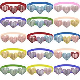 Dog Apparel 50/100pcs Valentine's Day Bowtie Love Heart Design Dogs Grooming Accessories Holiday Party Pet Supplies Red Pink Tie