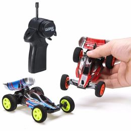 1/32 Mini Rc Car Model Off-Road Vehicle Toy 4WD 2.4G Mutiplayer 4CH Operate USB Charging Edition Formula Car for Kids Toy 231226