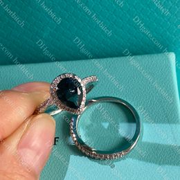 Luxury Engagement Rings For Women Designer Diamond Ring Women High Quality Wedding Sapphire Ring Jewellery Set With Box