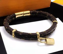 2022 new vintage double layer leather bracelet Bracd classic luxury clover bracelet for men and women high quality charm bangle de3491948